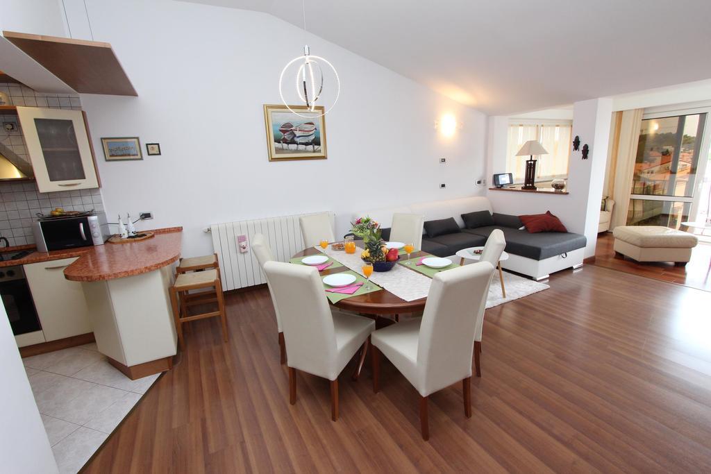 רוביני Apartments Tanja מראה חיצוני תמונה